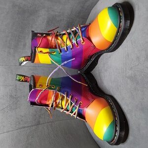 Doc Marten 1460 Pride Leather Lace Up Boots NEW ladies 7 mens 6
